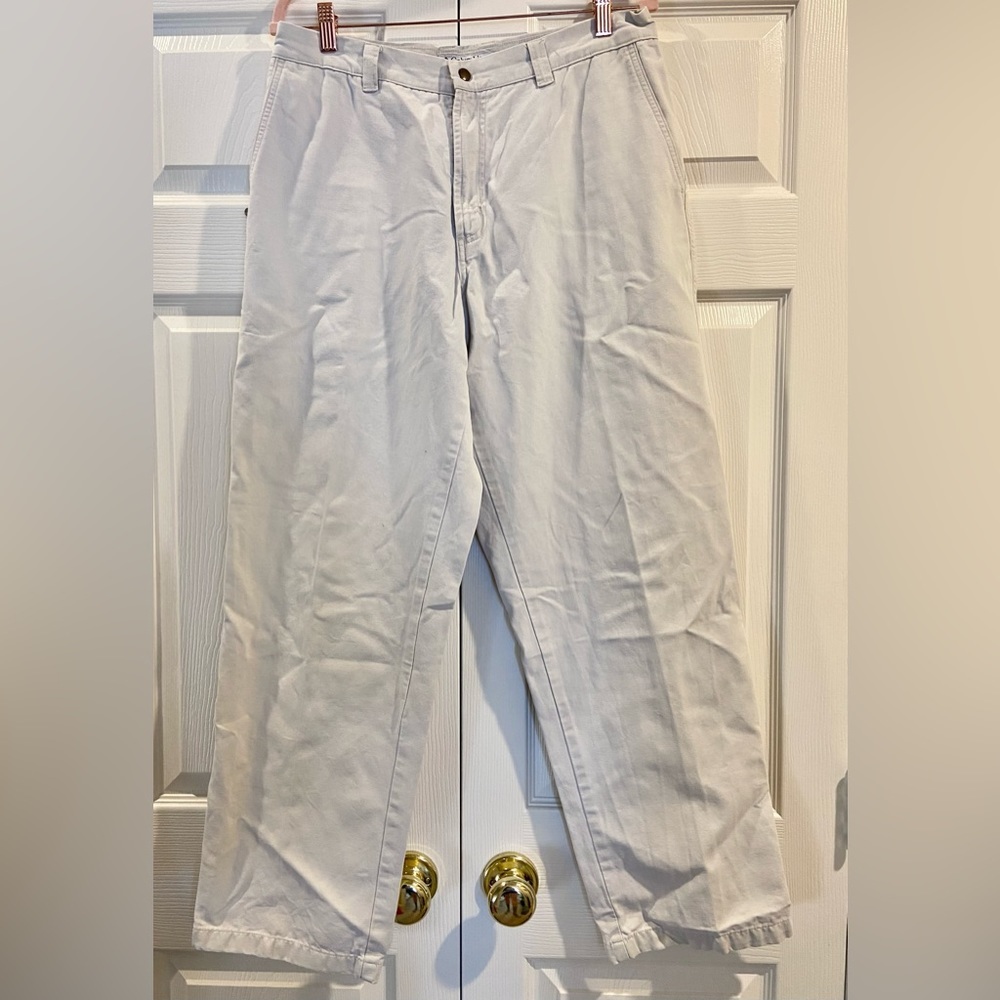 Columbia Mens Chino Pants Sz 34/30 Beige Tan Khaki Cotton Stretch Pleated Front